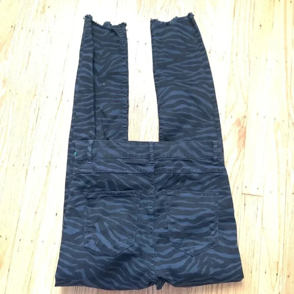 NWT Zara Dark Denim Zebra high waisted Denim 6 - Picture 4 of 8